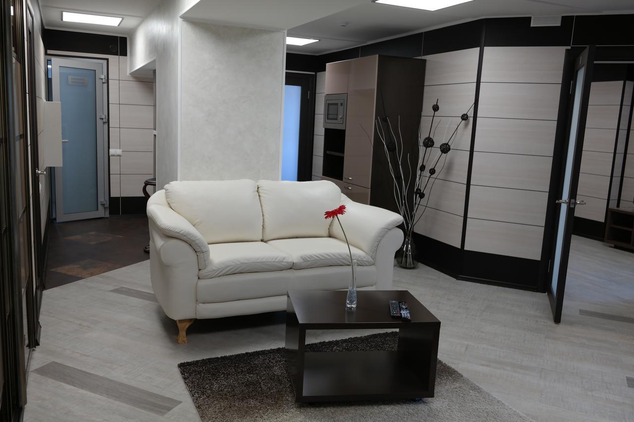 Apartments Daf-Center Oral Esterno foto